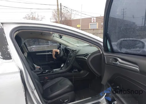 2014 Ford Fusion Titanium z USA, uszkodzony, nr VIN 3FA6P0K91ER307272